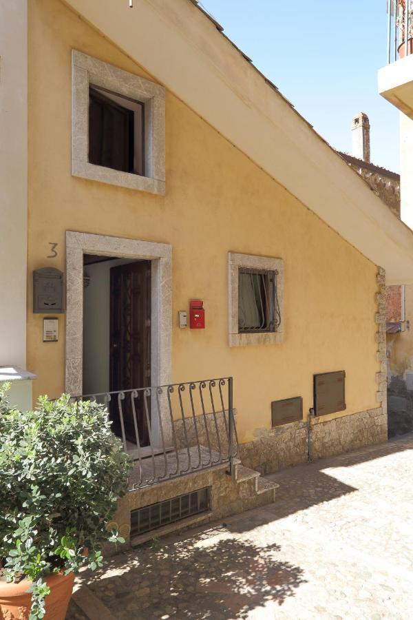 陶尔米纳Casa La Boheme公寓 外观 照片